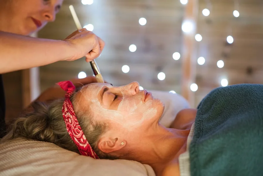 Professional De-tan Facial Treatment