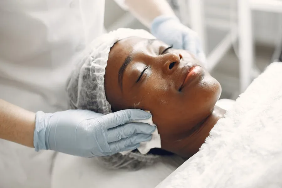 Mineral and Advanced Facial Treatment